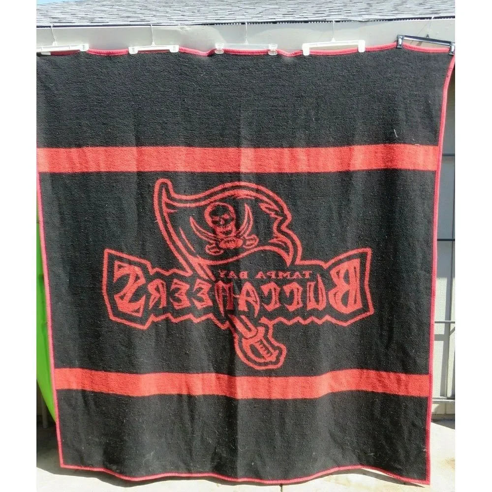 TAMPA BAY BUCCANEERS‎ 82